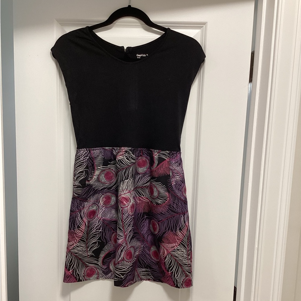 Black and Pink Feather Print Dress
